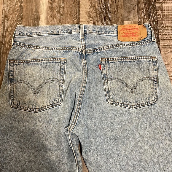 Levi Strauss & Co Light Wash Denim Straight Leg Pants Style 501 W36 L30 - Picture 8 of 10
